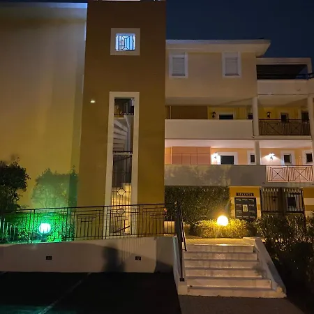 Apartment Appartement Spacieux Le Village, Royal Golf Mougins