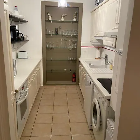 Apartment Appartement Spacieux Le Village, Royal Golf Mougins